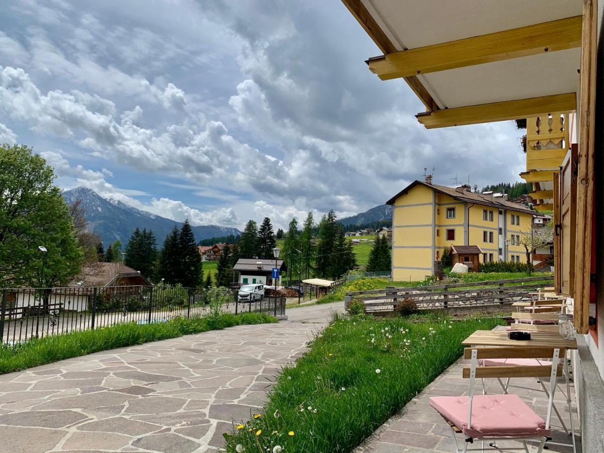 Casa Di Franz Vigo di Fassa Exterior foto